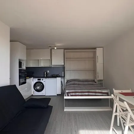 Very Cosy Little Flat In *